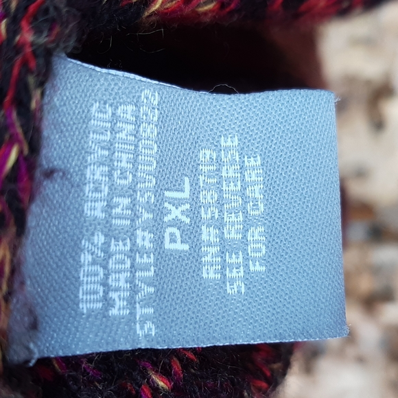 NY Collection Sweater. - Picture 5 of 8